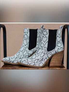 Women's White Snake-Print Chelsea Ankle Boots